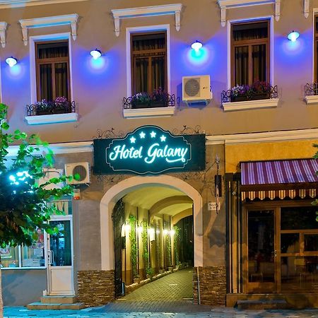 Hotel Galany Rădăuţi Екстериор снимка